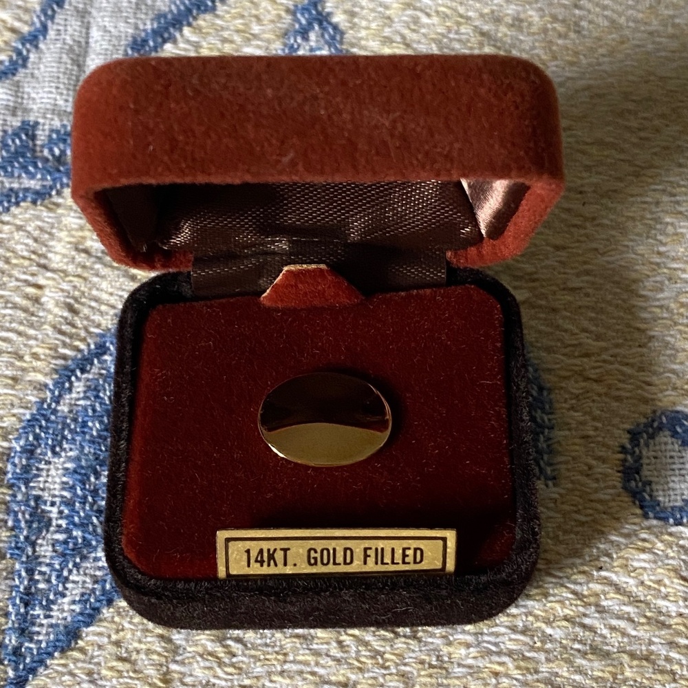 VTG I Theda I 14KT Gold Filled Oval Tie Tac